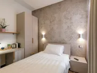 LAROS Dimora Dorica Hotels near Ancona Harbour