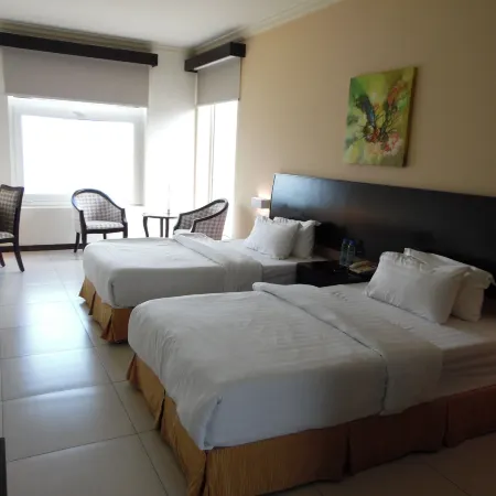 Portaluna Hotel & Resort by Reston