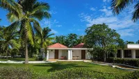 Chariot Beach Resort - Spa