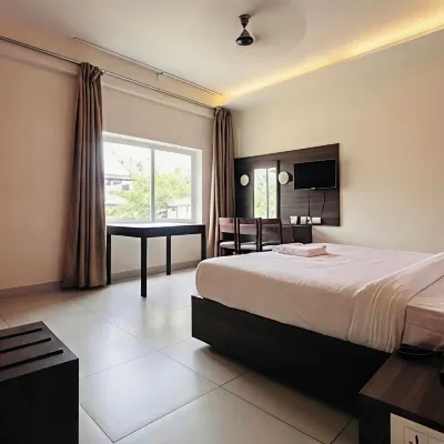 Hotel Golden Heights International Hotels near Centre Square Mall