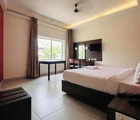 Hotel Golden Heights International - 2 stelle