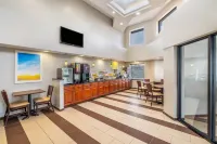 Days Inn by Wyndham Geneva/Finger Lakes - 2-Star