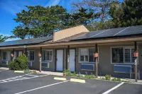 Lone Oak Lodge - parking