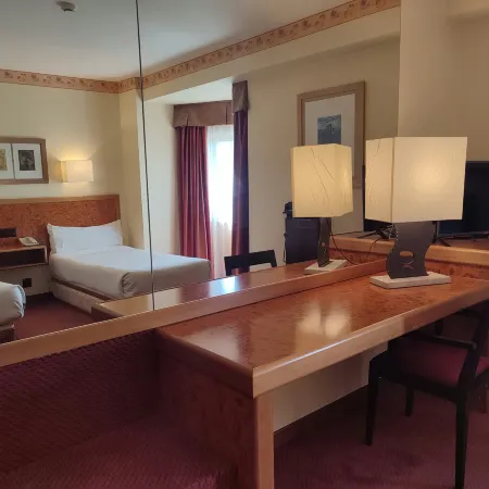Hotel Sercotel Cuatro Postes