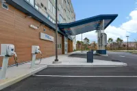 Aloft Secaucus Meadowlands - parking