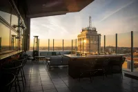 Lancaster Marriott at Penn Square - bar