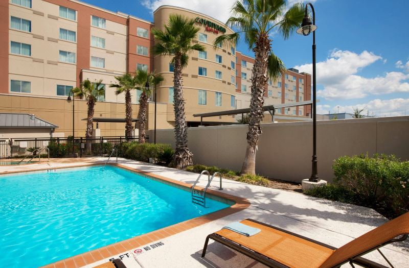 Courtyard Houston Pearland photo 2