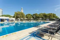 Sheraton Buenos Aires Hotel & Convention Center - ที่มีสระว่ายน้ำ