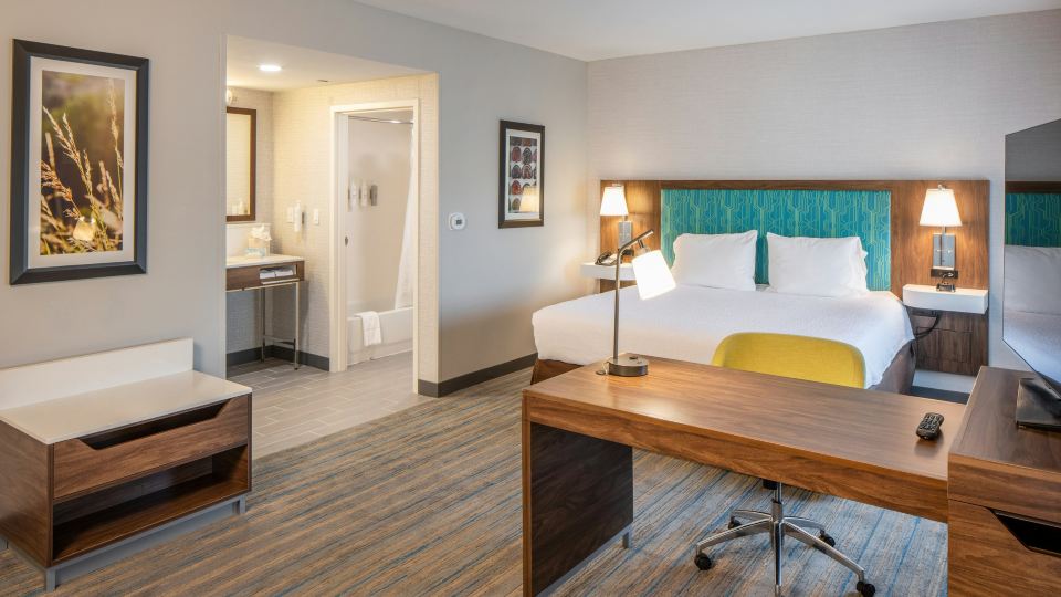 Hampton Inn & Suites Omaha Southwest-La Vista
