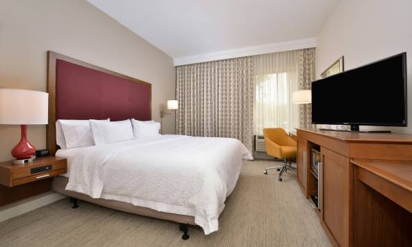 Hampton Inn Martinsburg