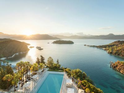 D Maris Bay