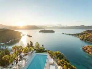 D Maris Bay