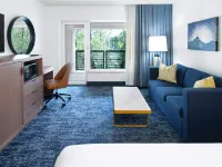 River's Edge Hotel Portland, Tapestry Collection by Hilton Hotels near Heritage Tree Park