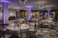 Hilton Albany - parking