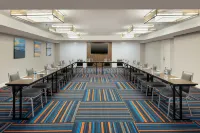 Hampton Inn & Suites Myrtle Beach-Oceanfront - Pet friendly