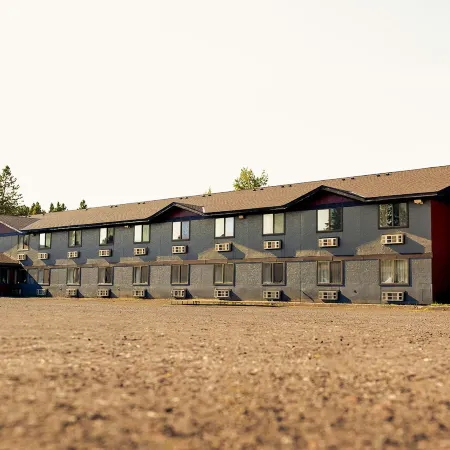 Magnuson Hotel Ironwood