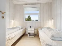 "Harald" - 300m from the Sea - 4-Star