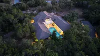 The Reset Estate by Avantstay Sleeps 22 Pool + Hot Tub + Sauna Game Room + Casita 2 Acres - 露台