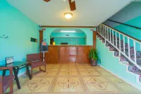 Regency Inn Three Rivers I-37 - parking