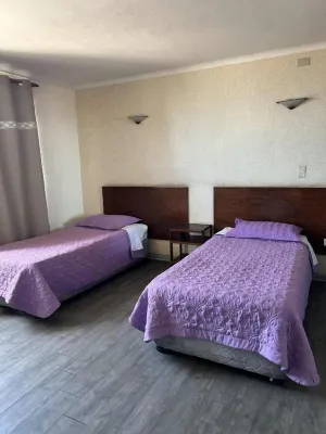 Hotel Capri - 2-Star