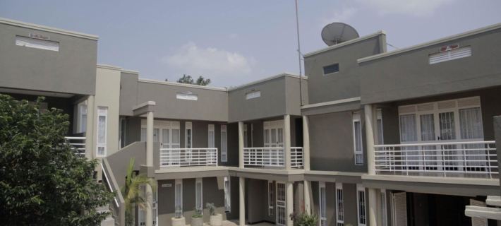 CommonLens Inn Hotels in Busiro