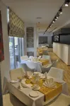 Gulf Suites Hotel Amwaj - breakfast