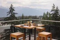 Crans Ambassador - Mountain view