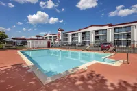 Red Roof Inn Hampton Coliseum - Pet-friendly