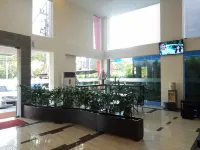 Sumi Hotel Surabaya - WLAN
