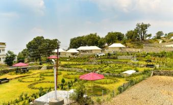 Charekh Food & Forest Resort