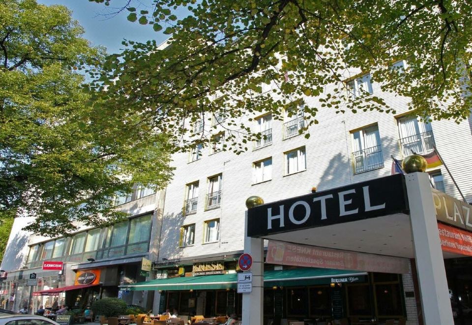 hotel overview picture
