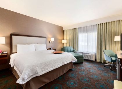 Hampton Inn & Suites Portland/Hillsboro-Evergreen Park