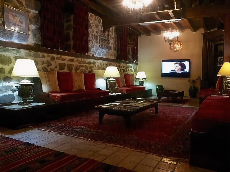 Angora House Hotel