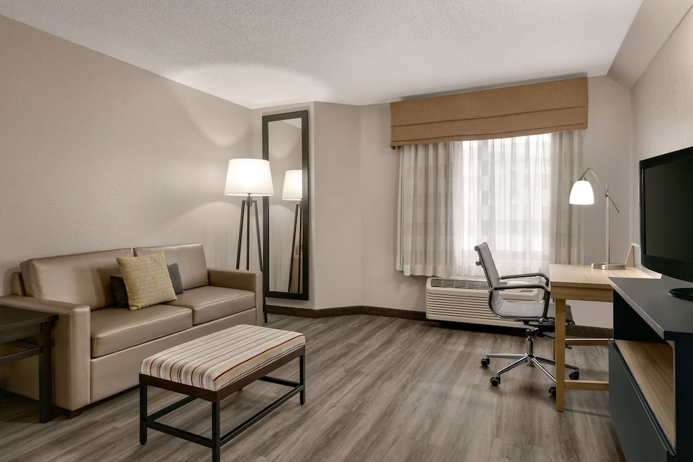 Country Inn & Suites by Radisson, Roanoke Rapids, NC