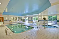 Fairfield Inn & Suites Birmingham Fultondale/I-65 Отели в г. Фултондейл