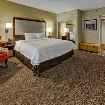 Hampton Inn Concord/Kannapolis Hotel dekat Teater Old Courthouse