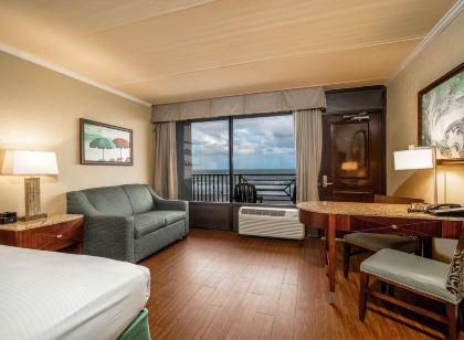 La Quinta Inn & Suites by Wyndham Cocoa Beach Oceanfront