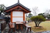 Hampyeong West Sky Hanok Stay Hotels in Hampyeong