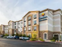 Comfort Inn & Suites Henderson - Las Vegas Hotels near Henderson
