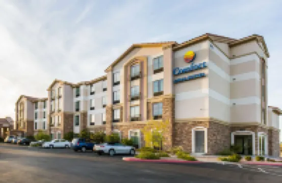 Comfort Inn & Suites Henderson - Las Vegas Hotels near Henderson