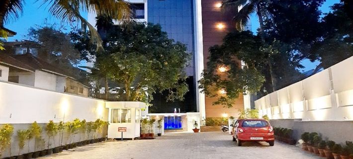 Iswarya Residency Hotels in Kottayam