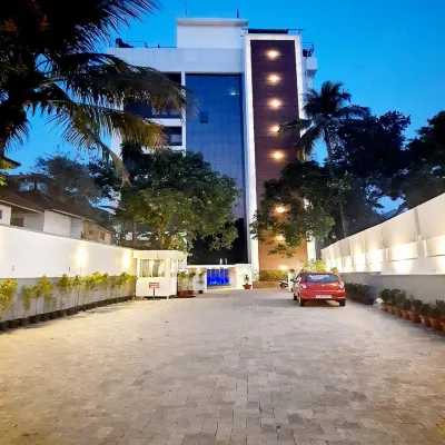 Iswarya Residency - Parkplatz