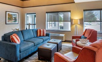 Comfort Suites Columbus West - Hilliard