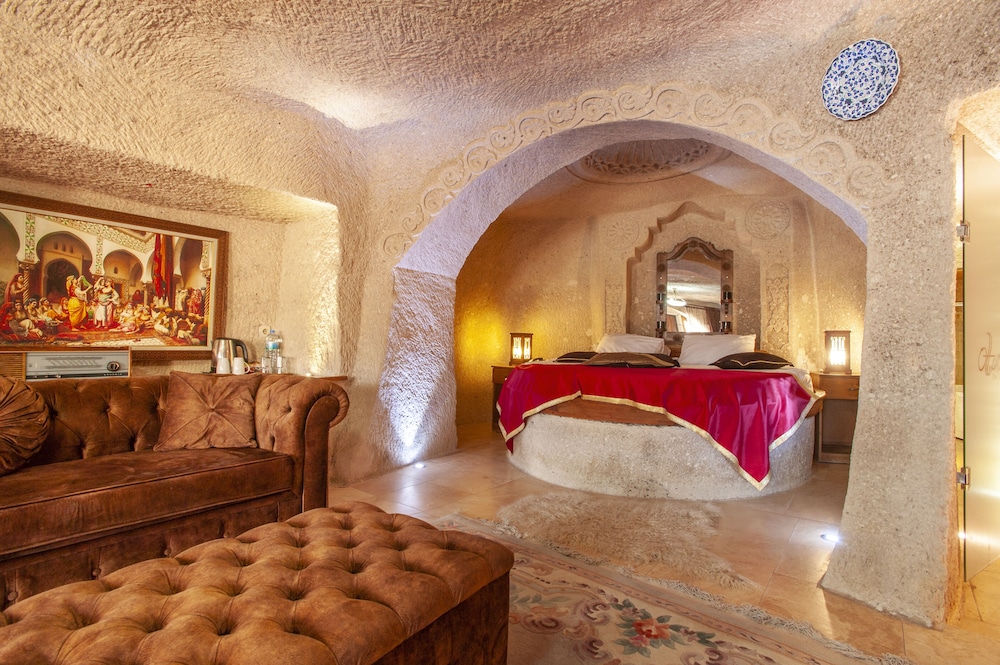 Ottoman Cave Suites