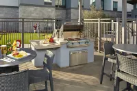 Homewood Suites by Hilton Long Beach Airport - Pool