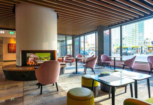 호텔 메트로폴 바르샤뱌 로비