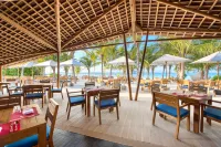 KUREDHIVARU RESORT & SPA MALDIVES Hotels in Kudafunafaru