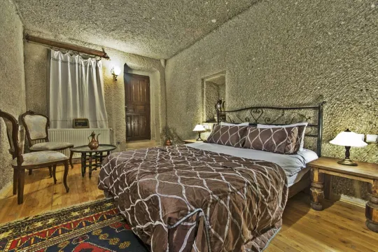 Antique Terrace Cave Suites