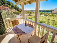 Pavica 5 Hoteles en Palit