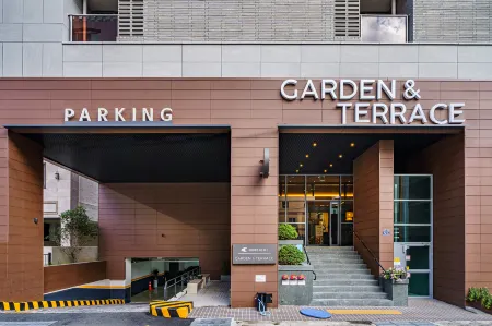 Haeundae Hound Garden&Terrace Hotel